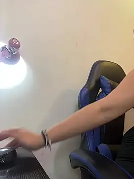  luna torres online show from 03.13.26