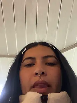  luna torres online show from 03.23.26