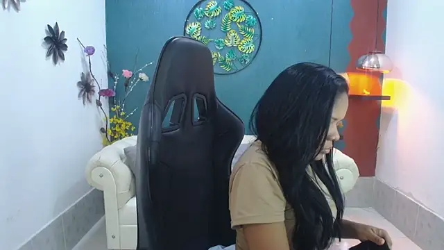 Snapshot of Melikasweetz chatting on 03.17.26 Melikasweetz online show from 03.17.26