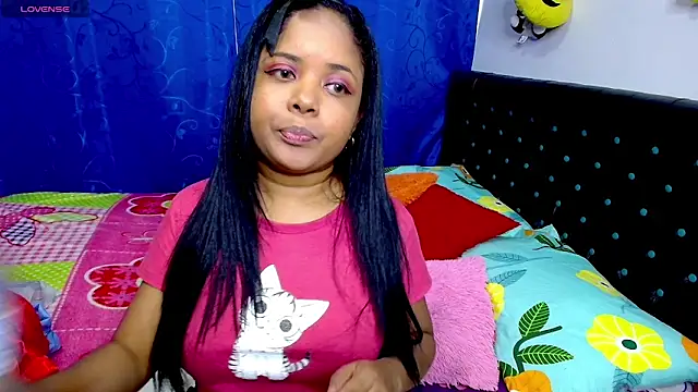 Snapshot of Melikasweetz chatting on 04.14.26 Melikasweetz online show from 04.14.26