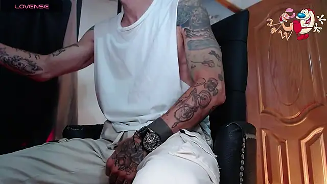 Snapshot of ren_stipee chatting on 02.13.25 ren stipee online show from 02.13.25