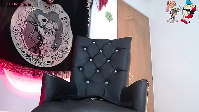 Snapshot of ren_stipee chatting on 10.09.25 ren stipee online show from 10.09.25