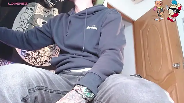 Snapshot of ren_stipee chatting on 10.11.25 ren stipee online show from 10.11.25