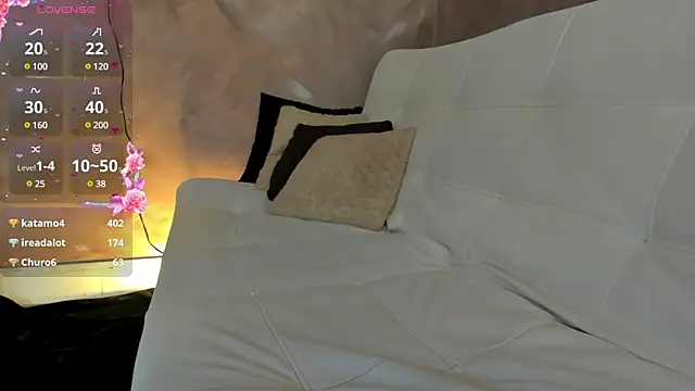 Snapshot of emma-hiill chatting on 03.16.25 emma-hiill online show from 03.16.25