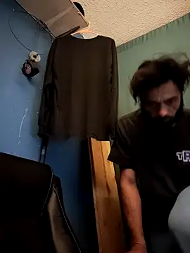 C8L3U online show from 12.18.24