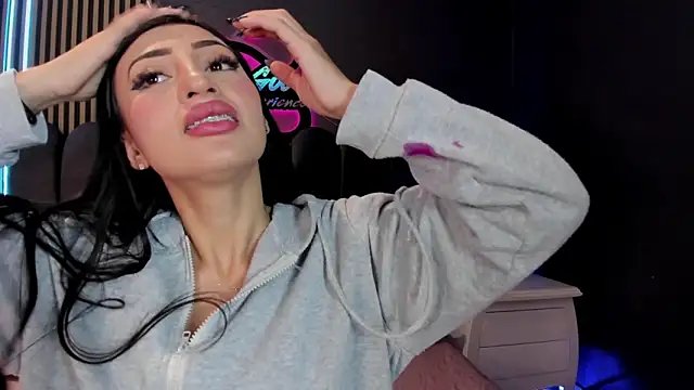 Nicolette ks  online show from 06.05.26