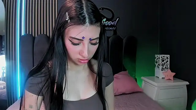 Nicolette ks  online show from 06.30.26