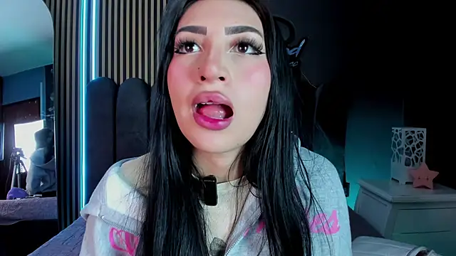 Nicolette ks  online show from 07.01.26