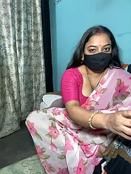 Snapshot of Sexi_rimi_bhabhi chatting on 05.18.26 Sexi rimi bhabhi online show from 05.18.26