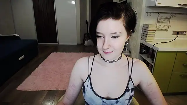 Kira Bakker online show from 02.05.25