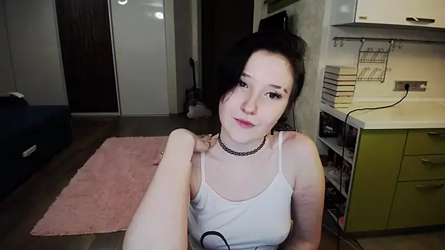 Kira Bakker online show from 02.08.25