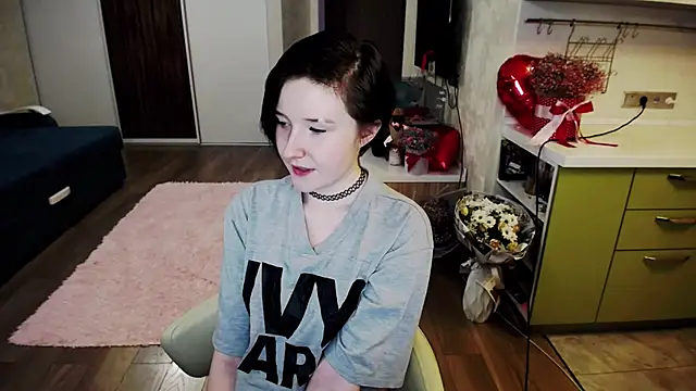 Kira Bakker online show from 02.20.25