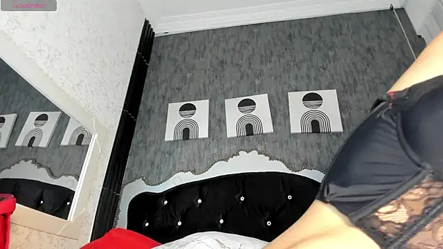 Paola  23 online show from 04.04.26