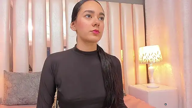 EmmyCruzZ online show from 03.23.26