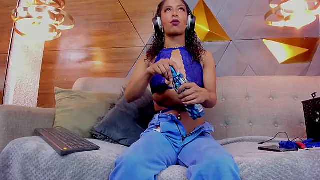 sarah banks1 online show from 12.30.24