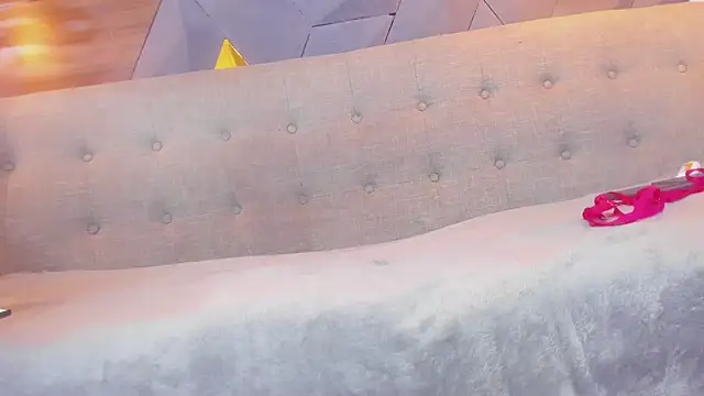 sarah banks1 online show from 01.28.25