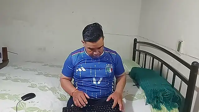 ferchoDC78 online show from 02.13.26