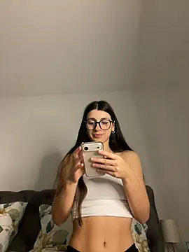 Wildberry  online show from 04.16.26