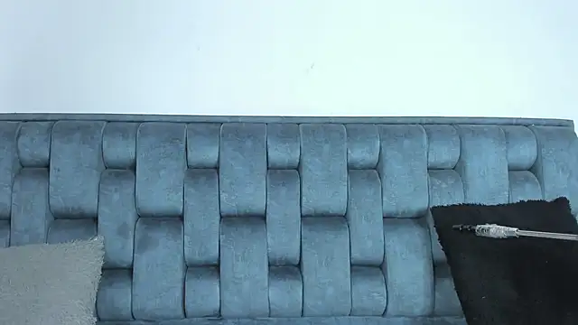 Emma Evelyn online show from 06.11.26
