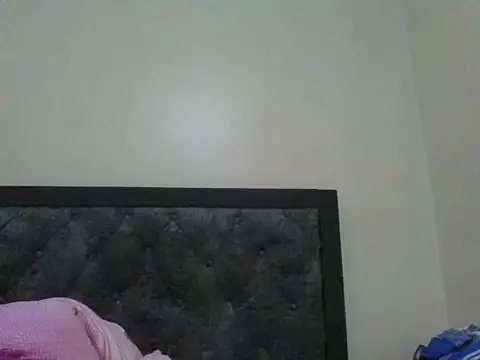 Snapshot of girltotok chatting on 11.19.25 girltotok online show from 11.19.25