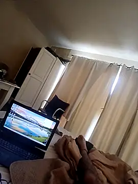 Snapshot of Denisilboss chatting on 02.28.26 Denisilboss online show from 02.28.26