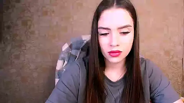  your fantasy girl online show from 04.18.26