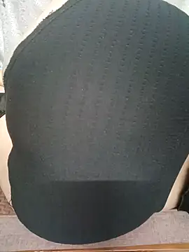 Haralushiaaa online show from 10.17.25