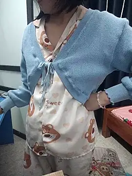 Snapshot of Haralushiaaa chatting on 02.06.26 Haralushiaaa online show from 02.06.26