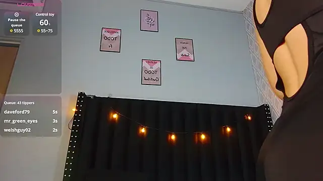 littleebluee online show from 02.28.25