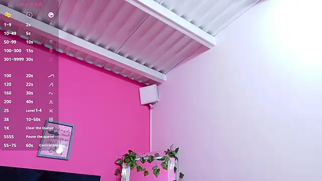 littleebluee online show from 09.27.25