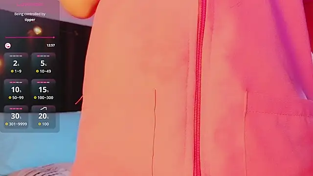 littleebluee online show from 10.05.25