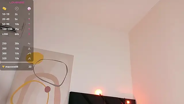 littleebluee online show from 06.04.26