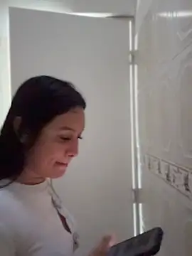 Snapshot of Pretty_Isadora chatting on 09.25.25 Pretty Isadora online show from 09.25.25