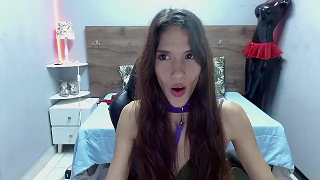 Snapshot of Hunter_Ignis chatting on 03.08.25 Hunter Ignis online show from 03.08.25