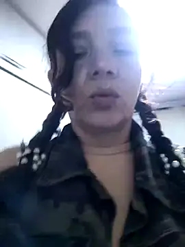 Samantabrown  online show from 04.15.26