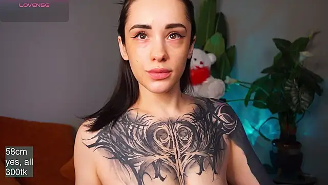 Snapshot of EvaCanton chatting on 02.02.26 EvaCanton online show from 02.02.26