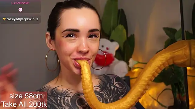 Snapshot of EvaCanton chatting on 02.09.26 EvaCanton online show from 02.09.26