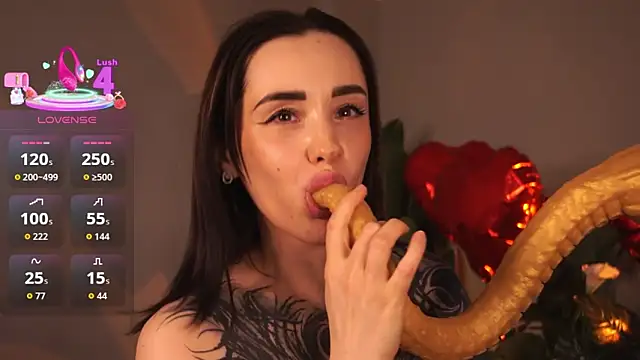 Snapshot of EvaCanton chatting on 02.18.26 EvaCanton online show from 02.18.26