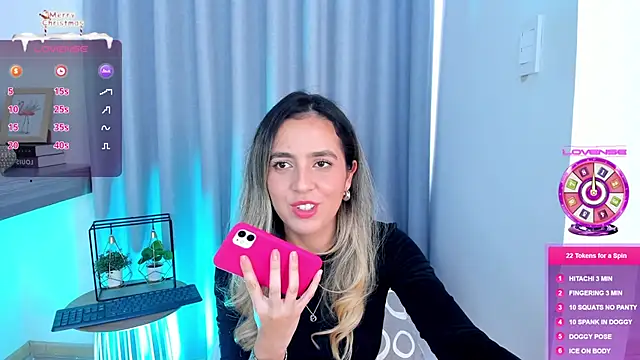 Snapshot of Lucyortiz_ chatting on 12.06.24 Lucyortiz online show from 12.06.24