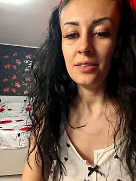 Snapshot of loryyy_sexyyy chatting on 05.05.26 loryyy sexyyy online show from 05.05.26