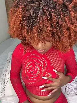 Snapshot of Star_Light2 chatting on 01.31.25 Star Light2 online show from 01.31.25