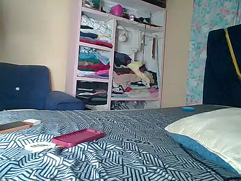 awino001 online show from 04.01.26