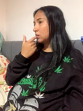 luna asss online show from 10.14.25