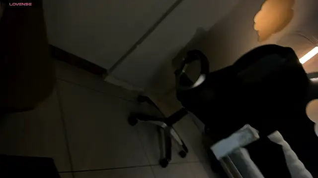 VictoriaMilan  online show from 02.01.25