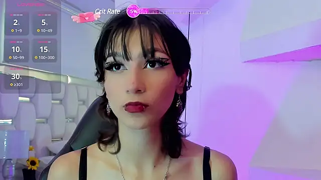 Snapshot of Naomi-Haruno chatting on 12.30.24 Naomi-Haruno online show from 12.30.24