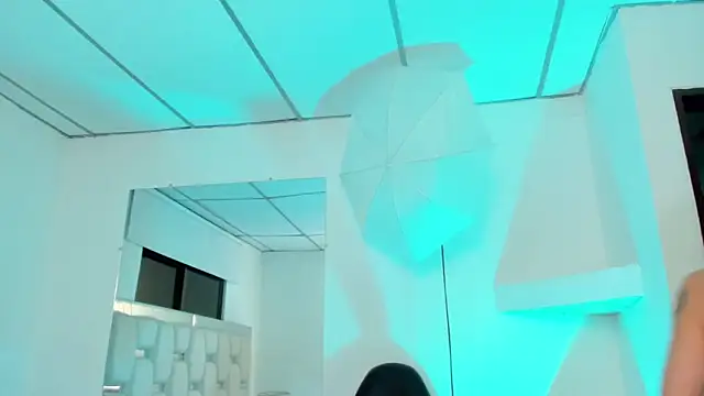 Snapshot of Naomi-Haruno chatting on 01.21.25 Naomi-Haruno online show from 01.21.25