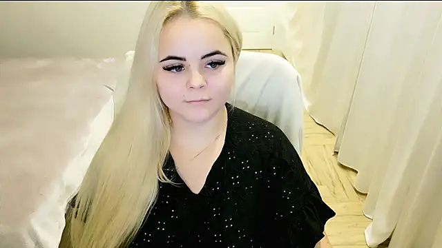 lovely-eyes online show from 02.03.25