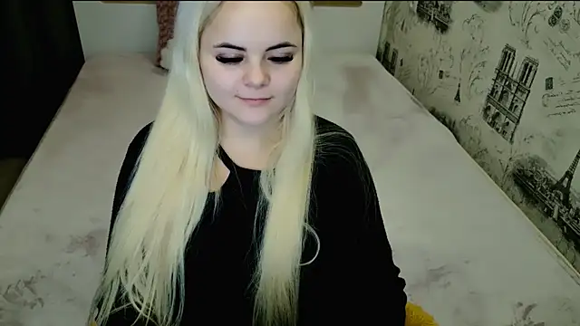 lovely-eyes online show from 12.17.25