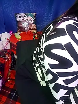 Snapshot of beauty_alina chatting on 02.11.25 beauty alina online show from 02.11.25