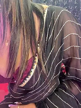 Snapshot of beauty_alina chatting on 02.16.26 beauty alina online show from 02.16.26